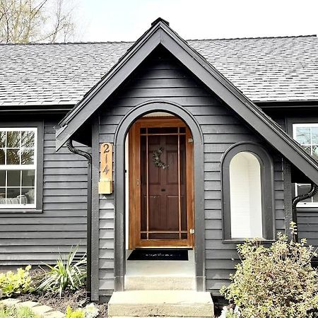 Modern 2 Bedroom Farmhouse Cottage With Hot Tub In Snohomish Dış mekan fotoğraf
